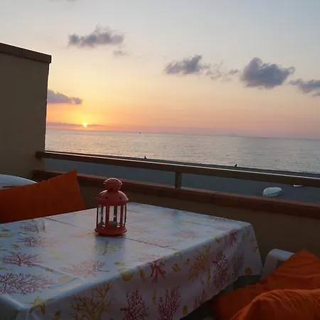 Appartement Terrazza Sul Mare à Terme Vigliatore Chambre photo